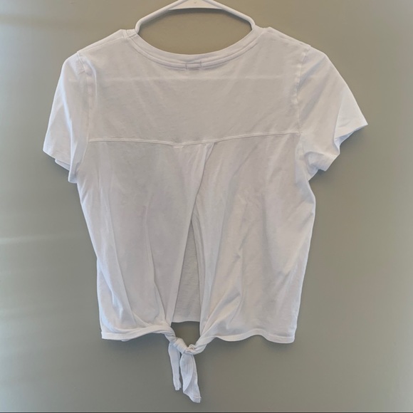 White flowy open back knot top - Picture 2 of 3